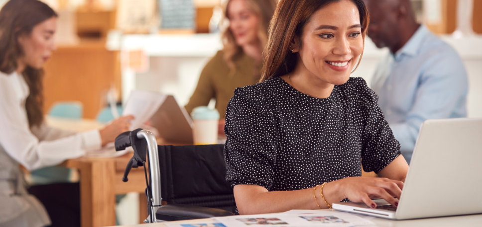 emploi dans le transit maritime